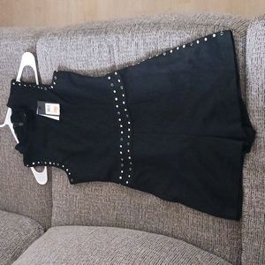 NWT shorts suit by Guess